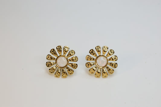 The "Daisy Dazzle" Studs