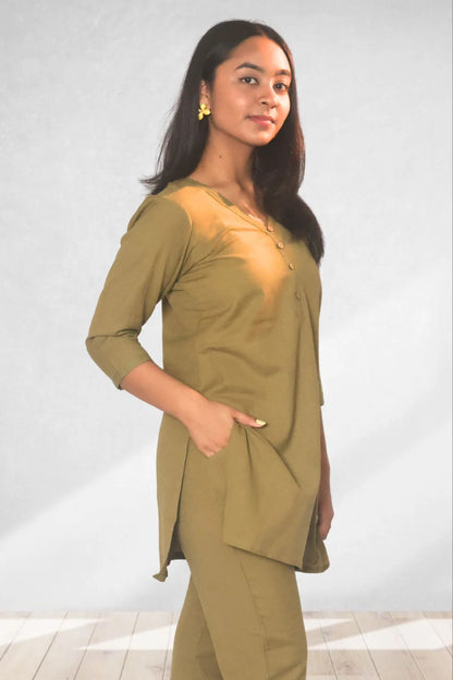 Olive Top