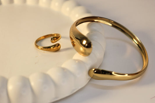 The Golden Dewdrop Set