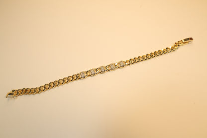 The Aura Gilded Curb