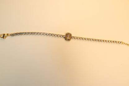 Aura Solitaire Chain