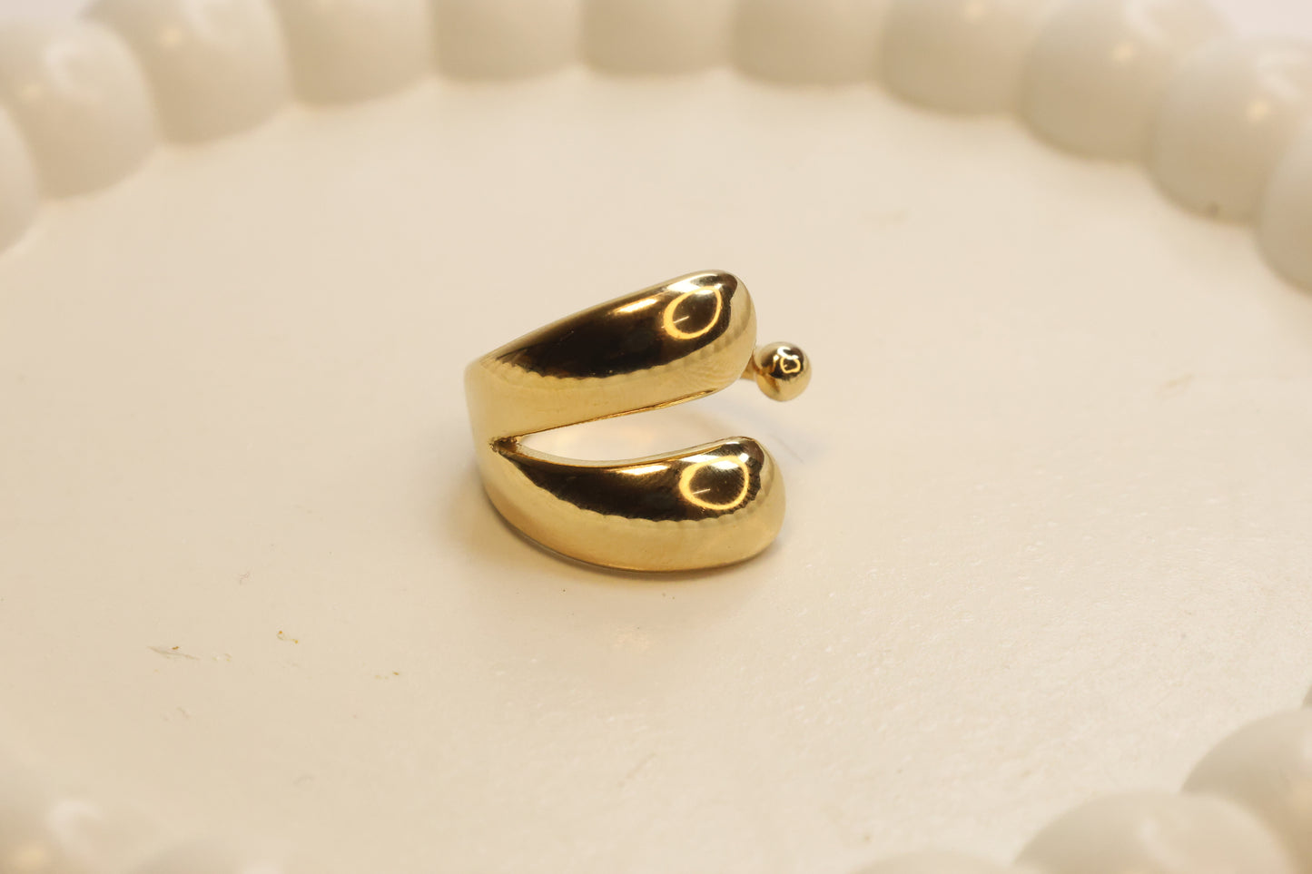The Zen Capsule Ring