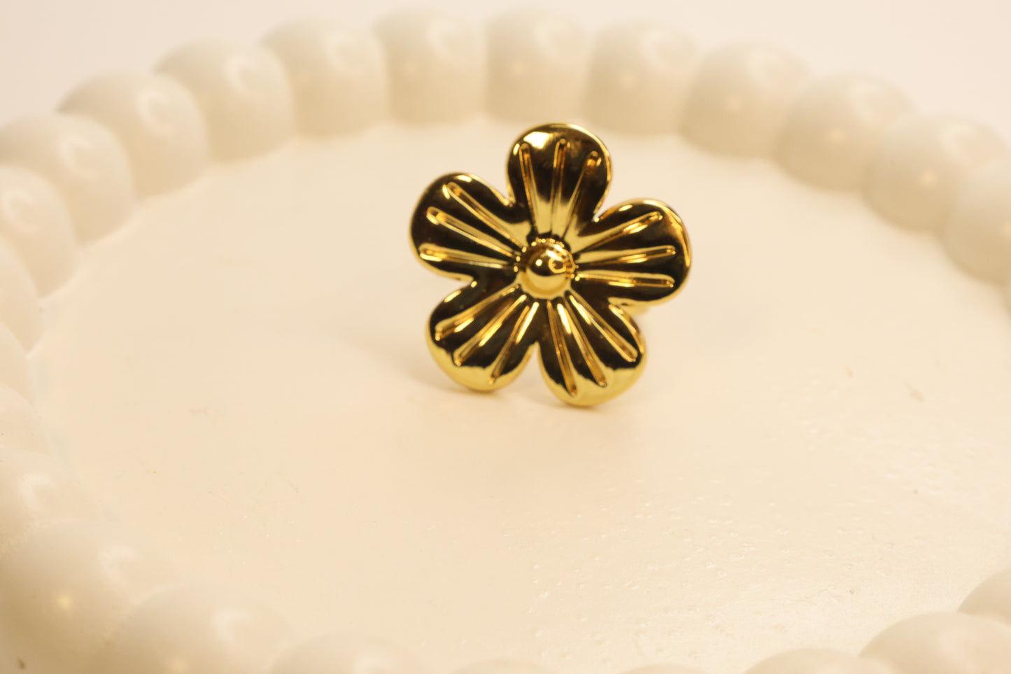 The Daydream Flower Ring