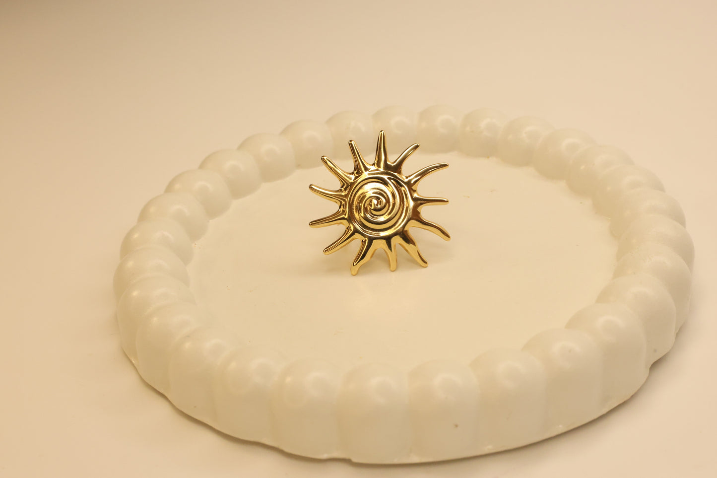 The Helios Swirl Ring