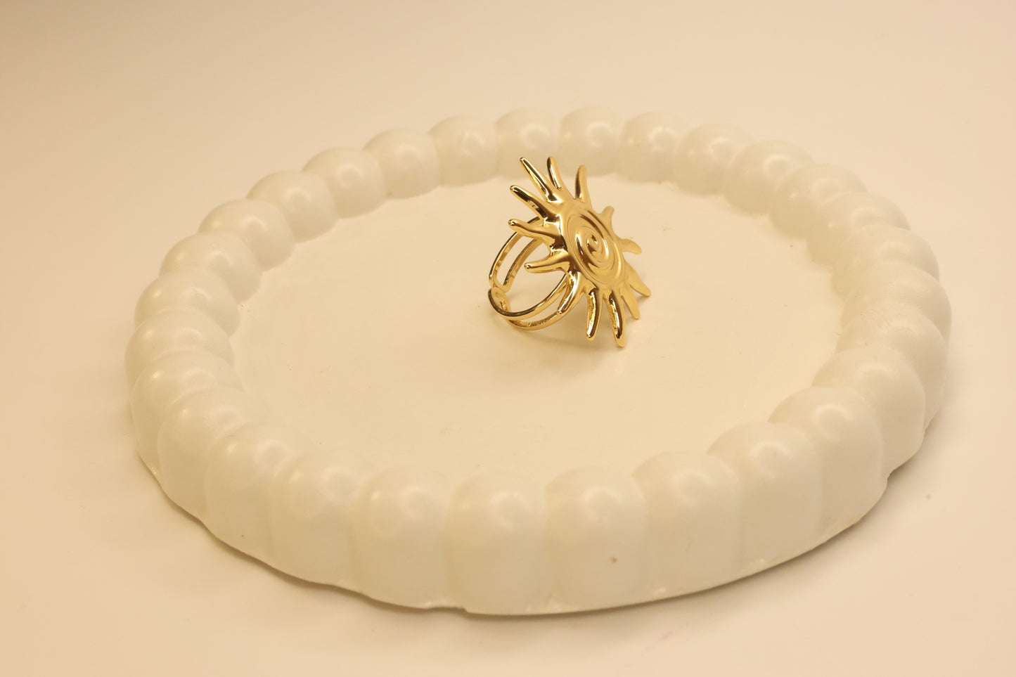 The Helios Swirl Ring