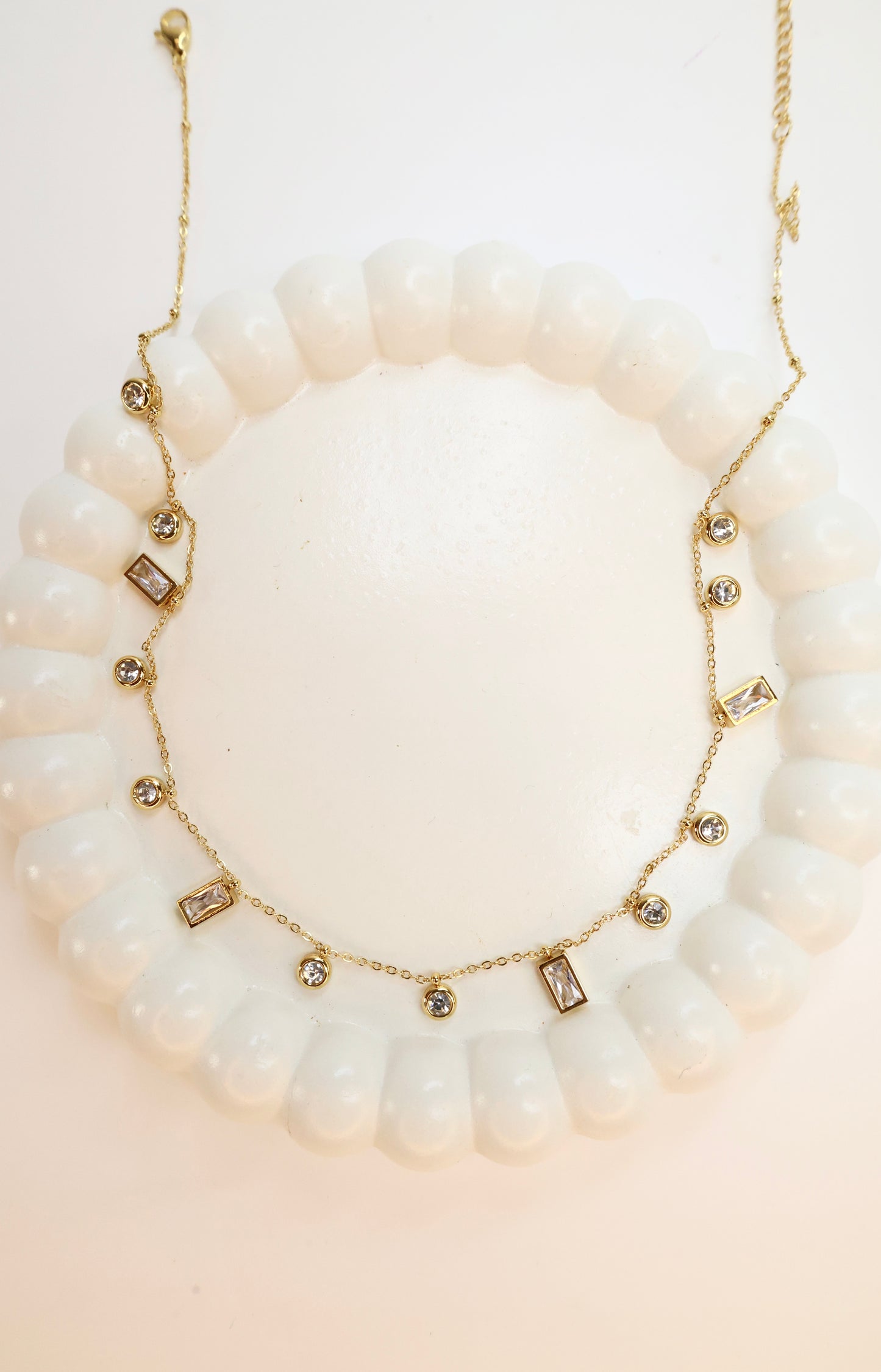 The Glimmer Row Necklace