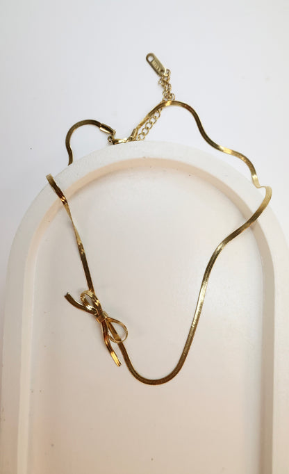 The Liquid Bow Necklace