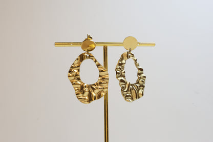 The "Molten Mirage" Dangles