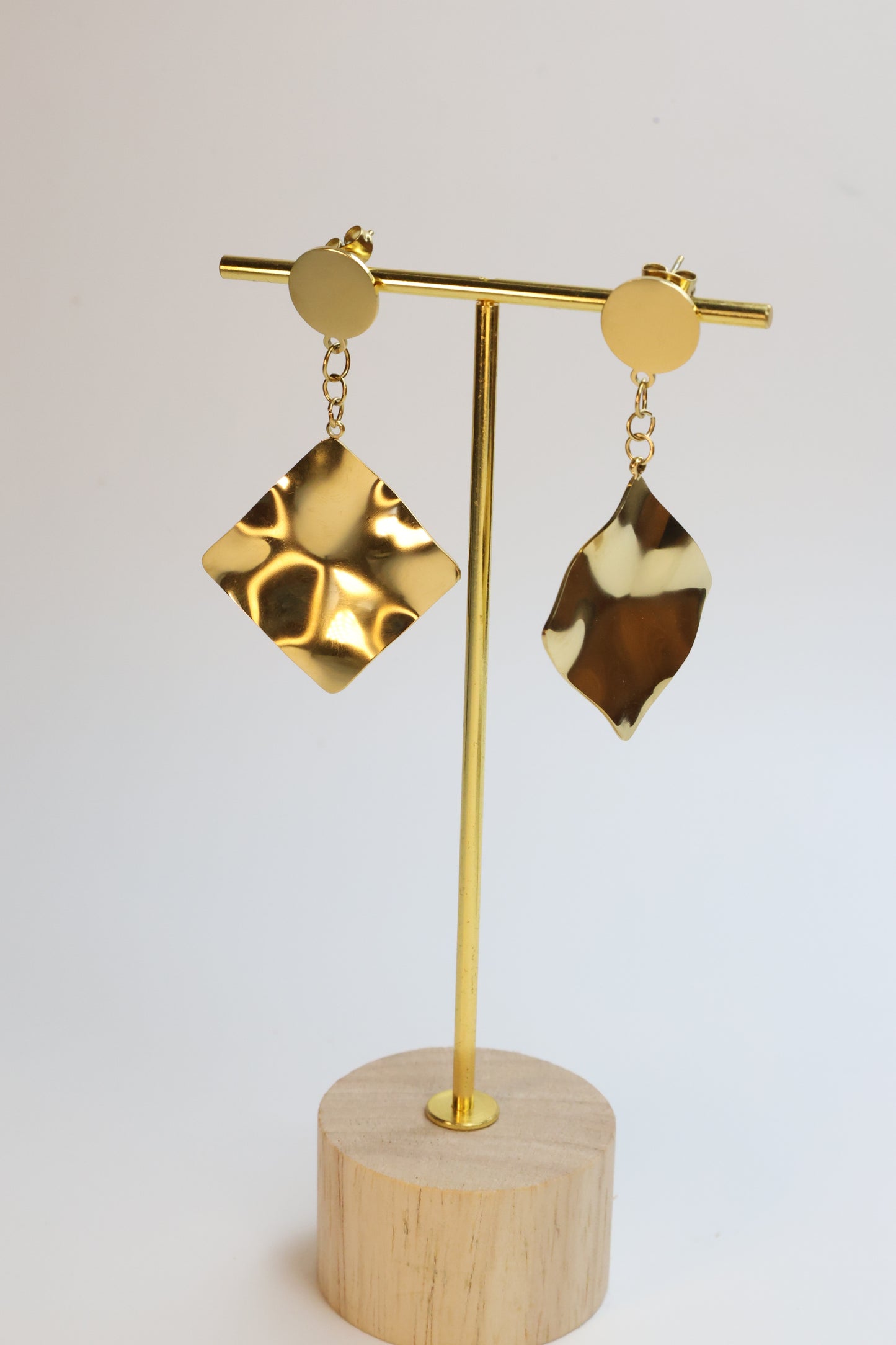 The "Warped Frame" Dangles