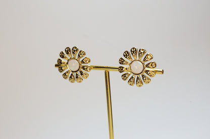 The "Daisy Dazzle" Studs