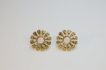 The "Daisy Dazzle" Studs