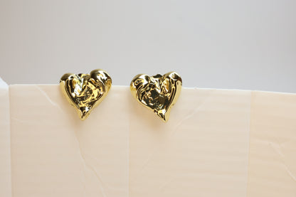 The "Aura Hearts" Studs